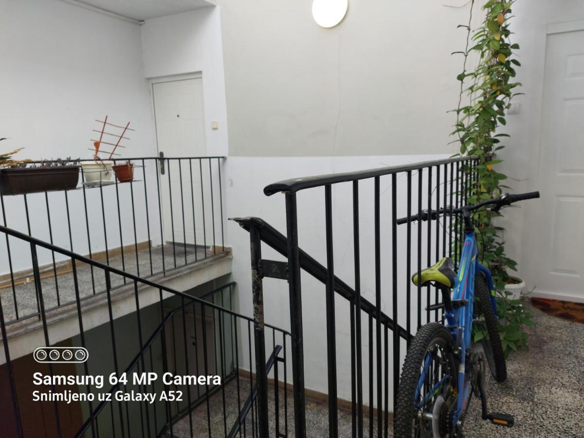 Apartment Daca Stan Beograd Eksteriør billede