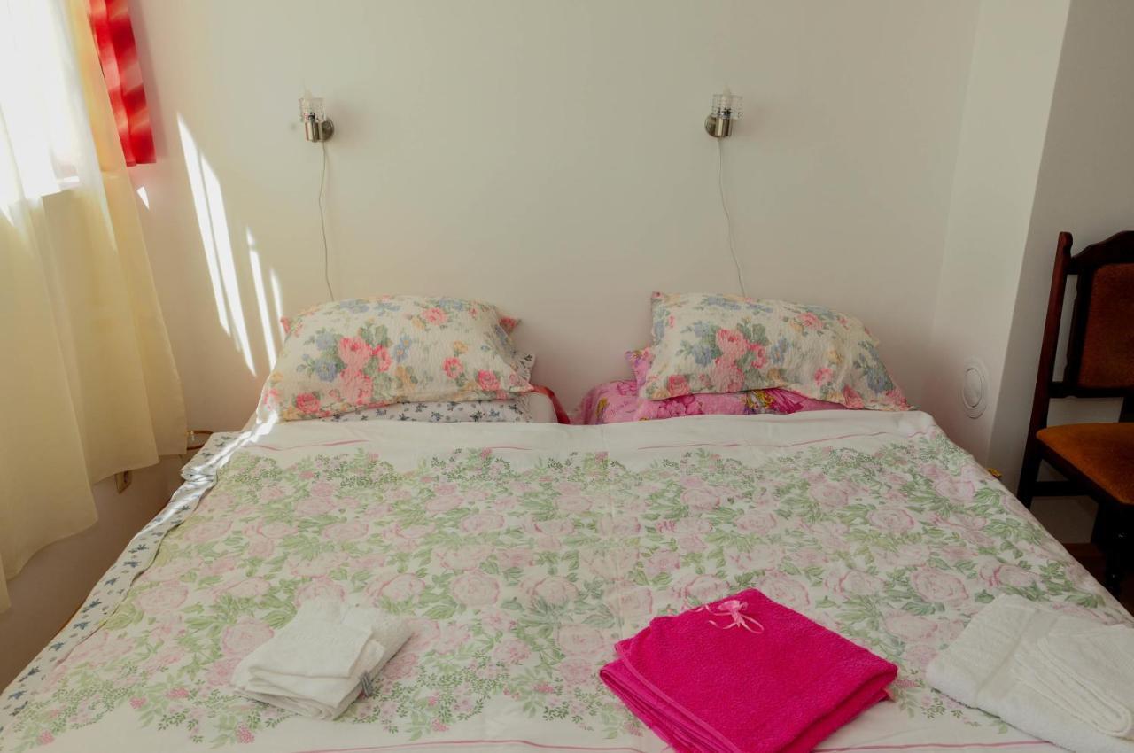 Apartment Daca Stan Beograd Værelse billede